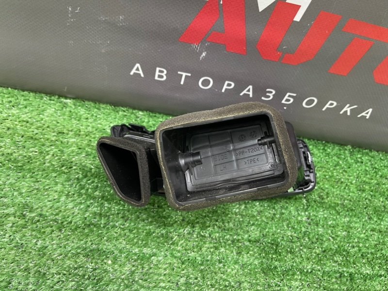 Дефлектор отопителя Kia Ceed 1 HB 2011 ED
