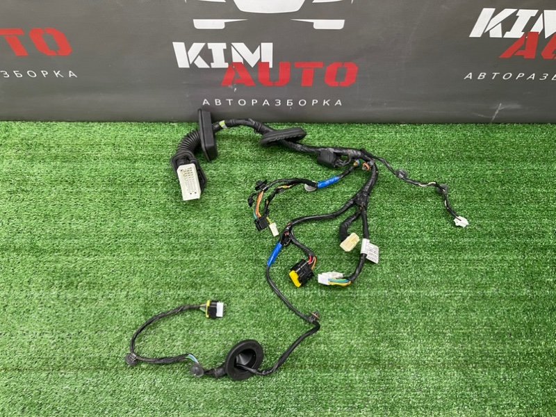 Проводка двери Kia Ceed 1 HB 2011 ED