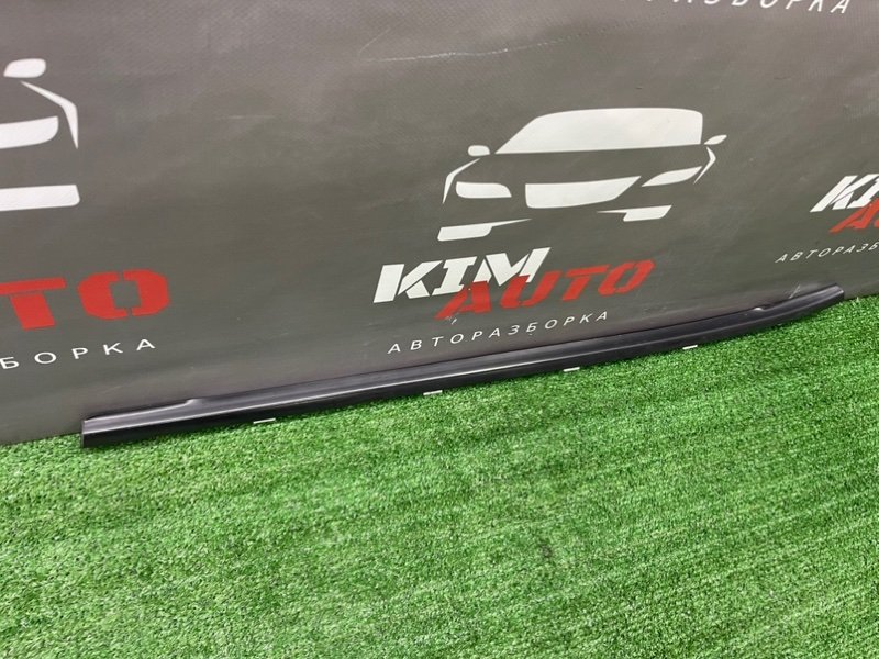 Уплотнитель стекла наружный (Бархотка) Kia Ceed 1 HB 2011 ED