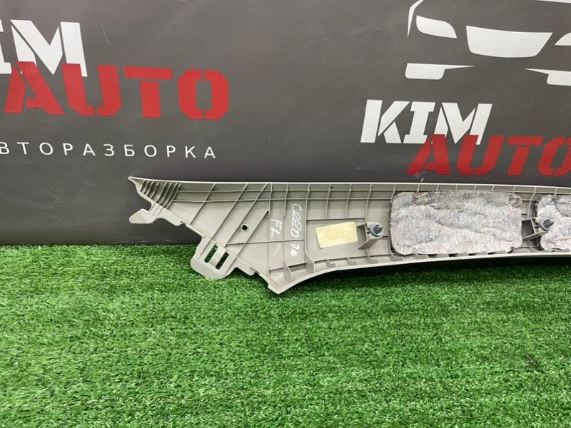 Накладка стойки лобового стекла Kia Ceed 1 HB 2011 ED