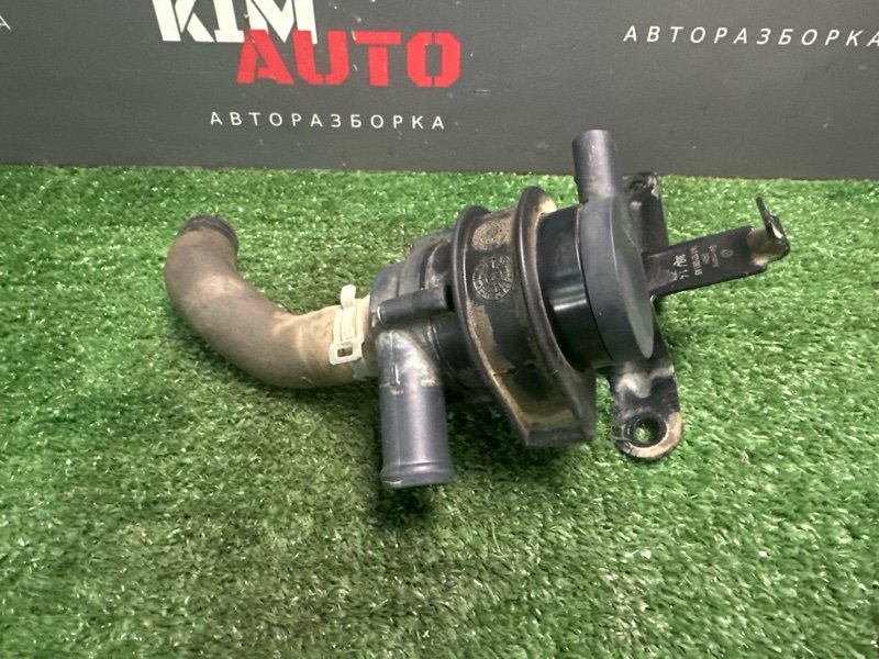 Дополнительный насос помпы Skoda Yeti 2014