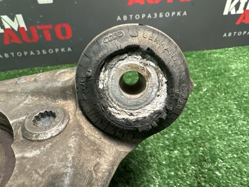 Кулак поворотный Audi A6 quattro 2007 C6