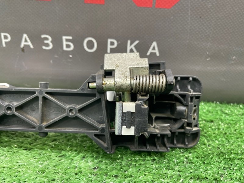 Ручка двери наружная в сборе Kia Ceed 1 HB 2011 ED