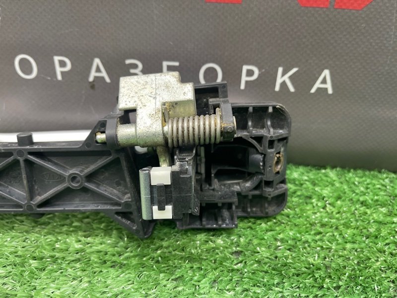 Ручка двери наружная в сборе Kia Ceed 1 HB 2011 ED