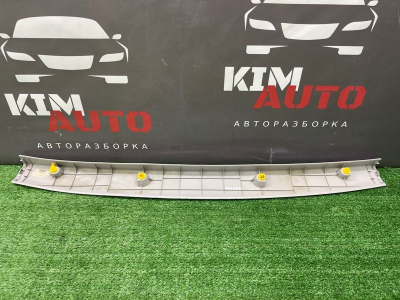Обшивка крышки багажника верхняя Kia Ceed 1 HB 2011 ED