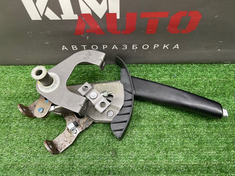 Рычаг стояночного тормоза Kia Ceed 1 HB 2011 ED