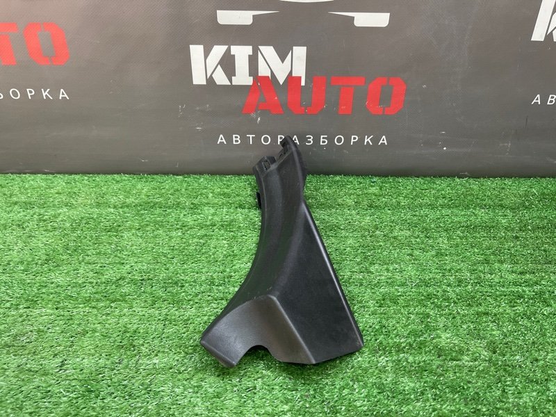 Накладка порога внутренняя Kia Ceed 1 HB 2011 ED