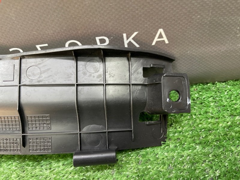 Накладка порога внутренняя Kia Ceed 1 HB 2011 ED