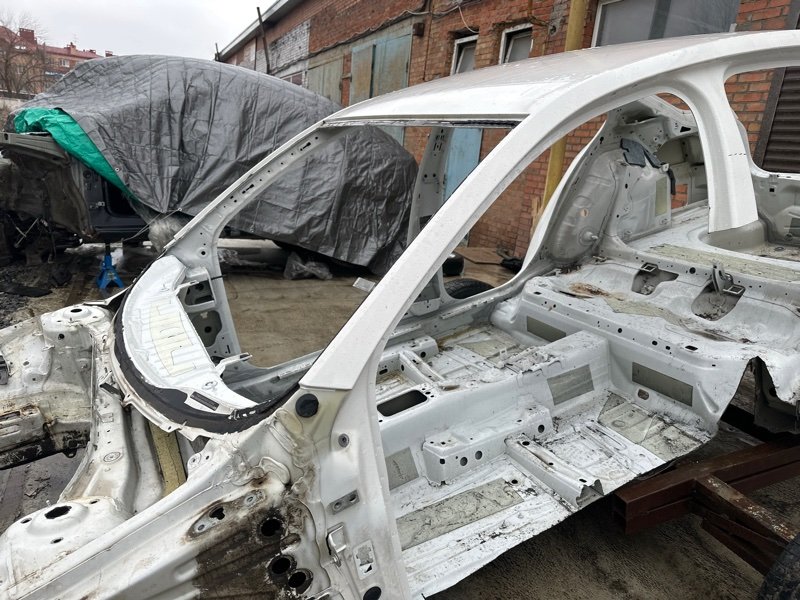 Крыша со стойками Skoda Octavia 2014 A7