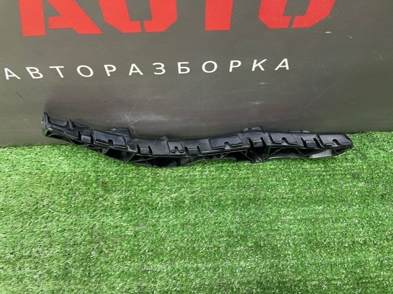 Кронштейн бампера Kia Ceed 1 HB 2011 ED