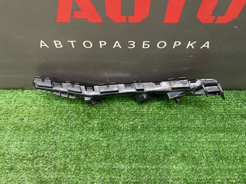 Кронштейн бампера Kia Ceed 1 HB 2011 ED
