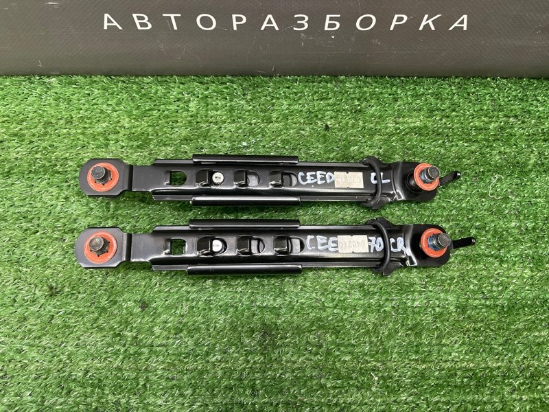 Механизм регулировки ремня безопасности Kia Ceed 1 HB 2011 ED