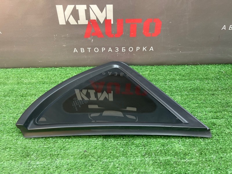 Стекло глухое заднее Kia Ceed 1 HB 2011 ED