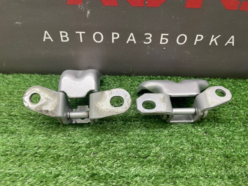 Петли двери Kia Ceed 1 HB 2011 ED