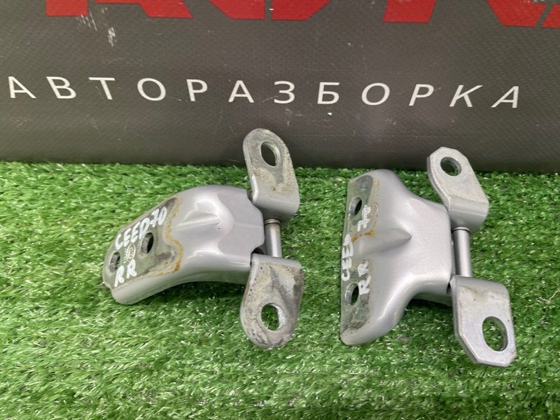 Петли двери Kia Ceed 1 HB 2011 ED