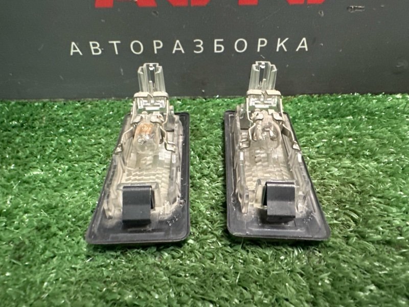 Плафон подсветки номера Skoda Octavia 2014 A7
