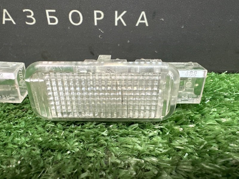 Плафон подсветки салона Skoda Octavia 2014 A7