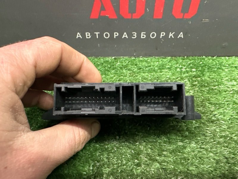 Блок управления парктроником Skoda Octavia 2014 A7