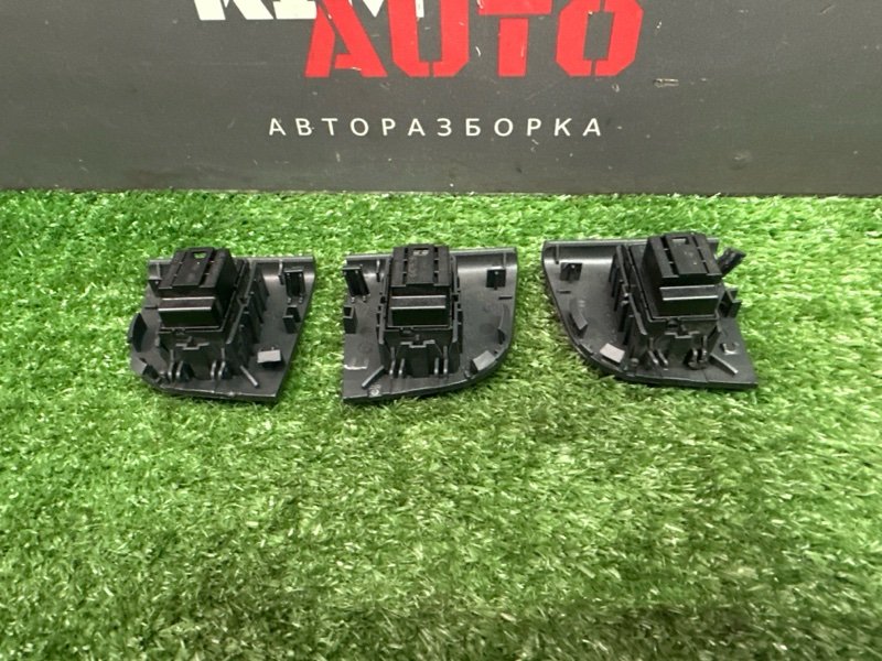 Кнопка стеклоподъемника Skoda Octavia 2014 A7
