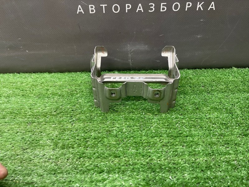 Кронштейн центральной консоли Kia Ceed 1 HB 2011 ED