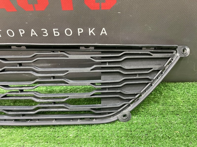 Решетка бампера нижняя Kia Ceed 1 HB 2011 ED