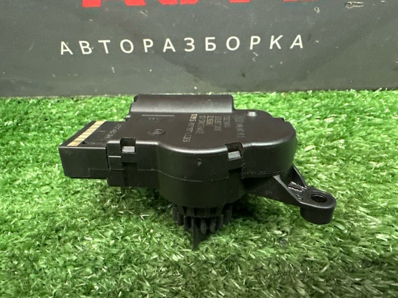 Сервопривод заслонки печки Skoda Octavia 2014 A7
