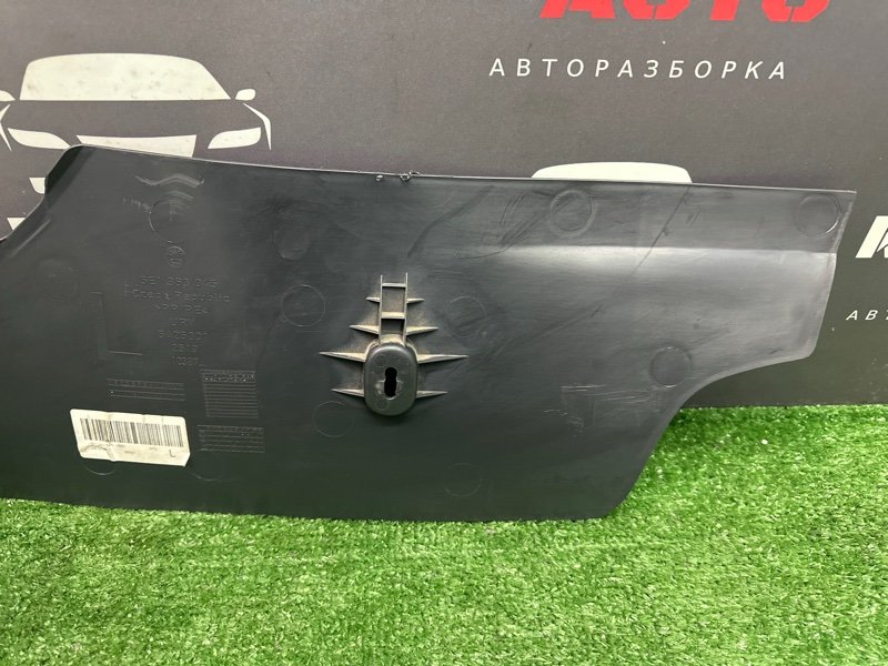 Накладка центральной консоли Skoda Octavia 2014 A7