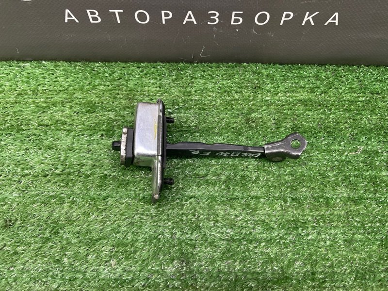 Ограничитель двери Kia Ceed 1 HB 2011 ED