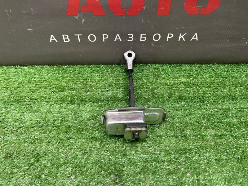 Ограничитель двери Kia Ceed 1 HB 2011 ED