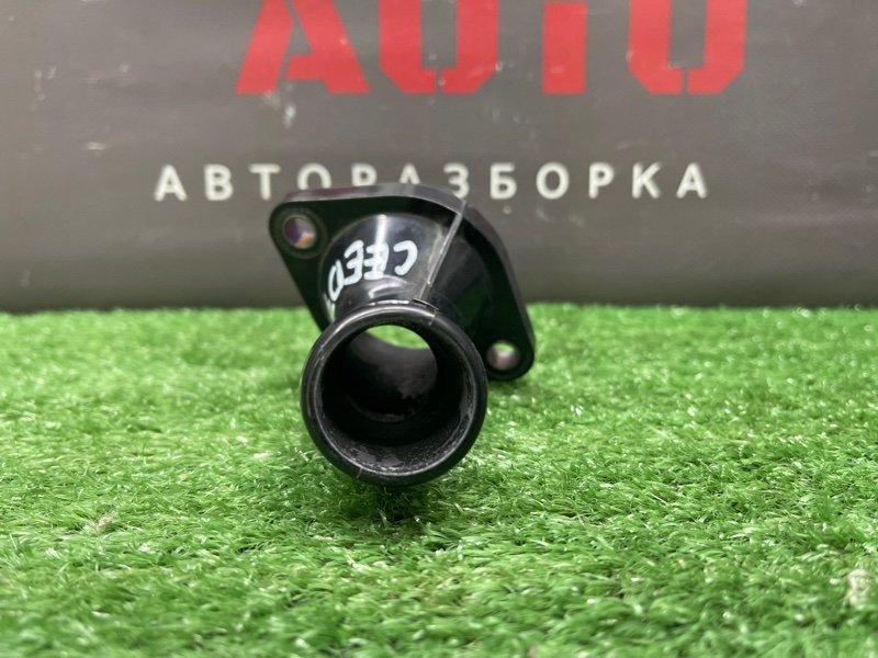 Корпус термостата Kia Ceed 1 HB 2011 ED