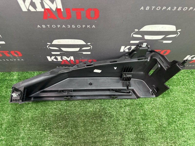 Опора полки багажника Skoda Octavia 2014 A7