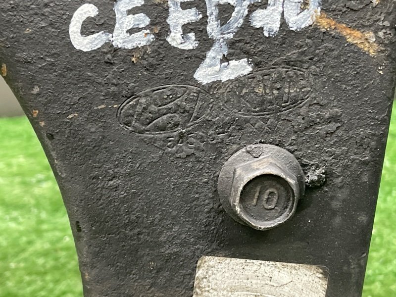 Рычаг подвески Kia Ceed 1 HB 2011 ED