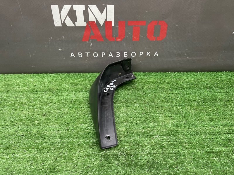 Брызговик Kia Ceed 1 HB 2011 ED