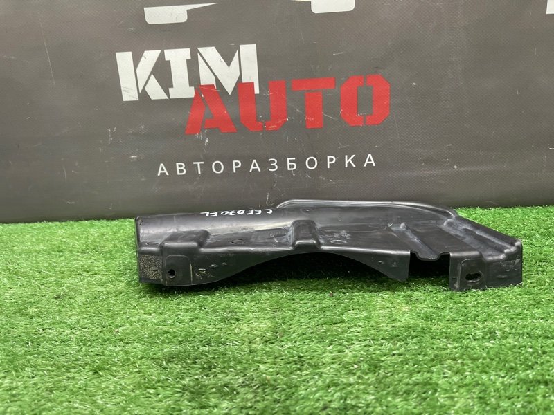 Пыльник двигателя Kia Ceed 1 HB 2011 ED