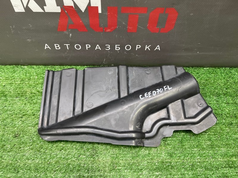 Пыльник двигателя Kia Ceed 1 HB 2011 ED