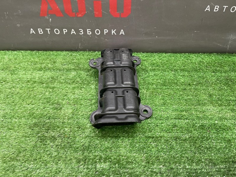 Пыльник Kia Ceed 1 HB 2011 ED