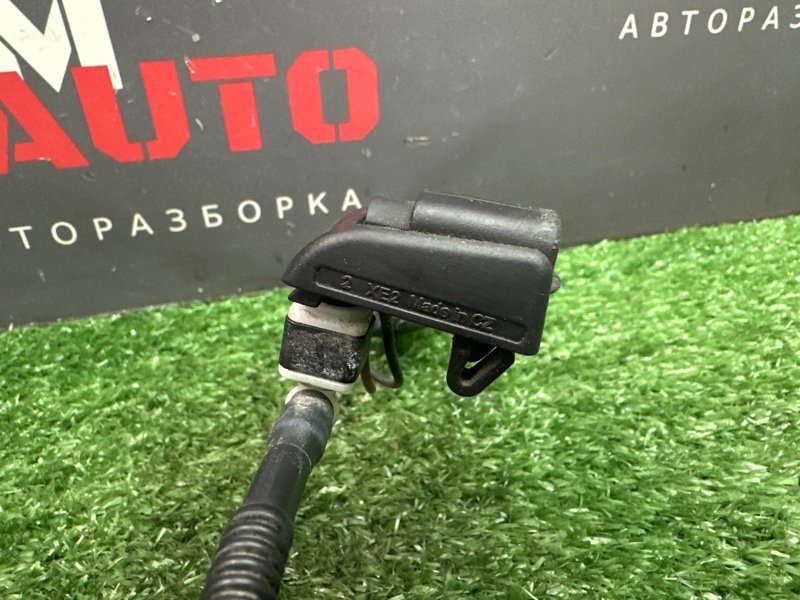 Форсунки омывателя лобового стекла с подогревом Skoda Octavia 2014 A7