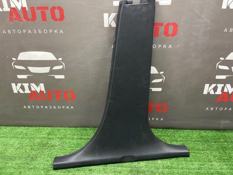 Накладка центральной стойки нижняя Skoda Fabia 2 2011