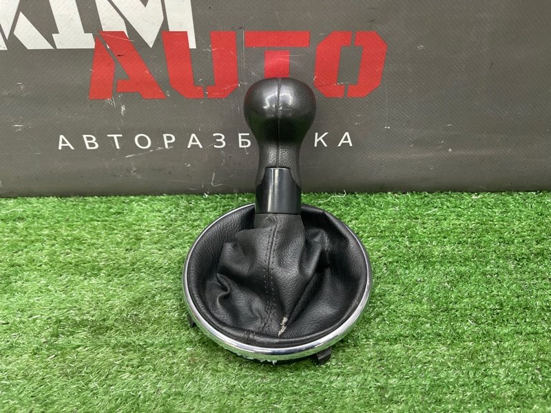 Рукоять МКПП Skoda Fabia 2 2011