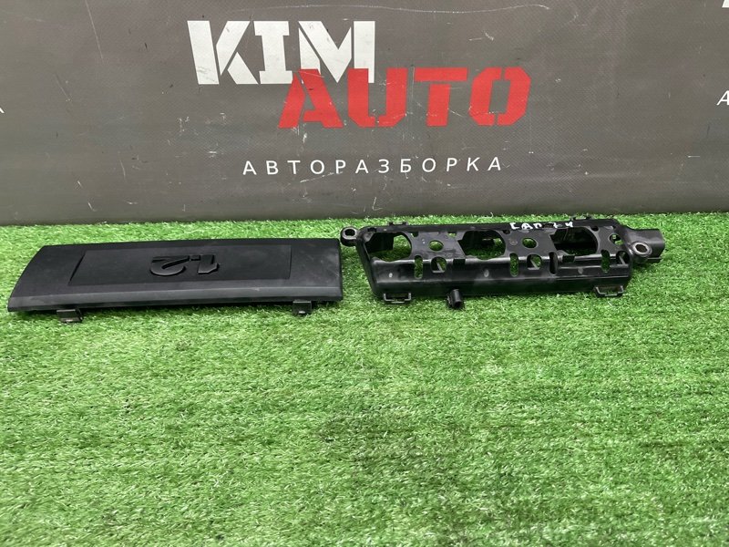 Декоративная накладка клапанной крышки Skoda Fabia 2 2011