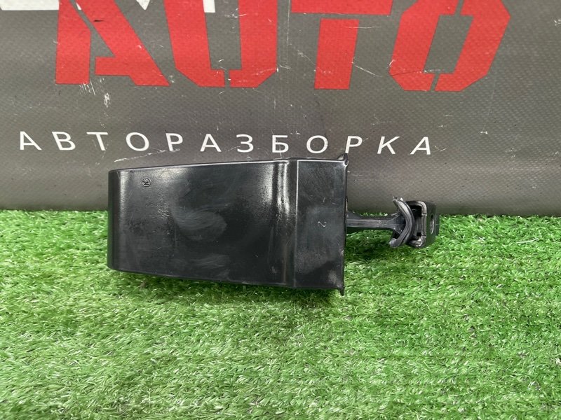 Ограничитель двери Skoda Fabia 2 2011
