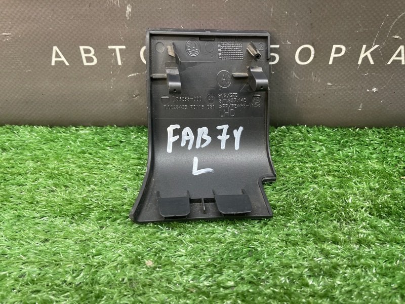 Накладка торпедо Skoda Fabia 2 2011