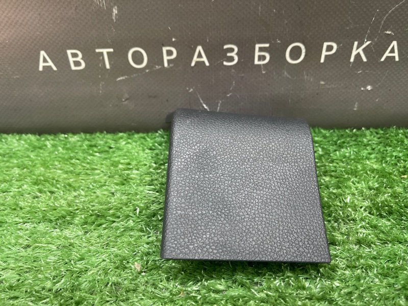 Накладка торпедо Skoda Fabia 2 2011