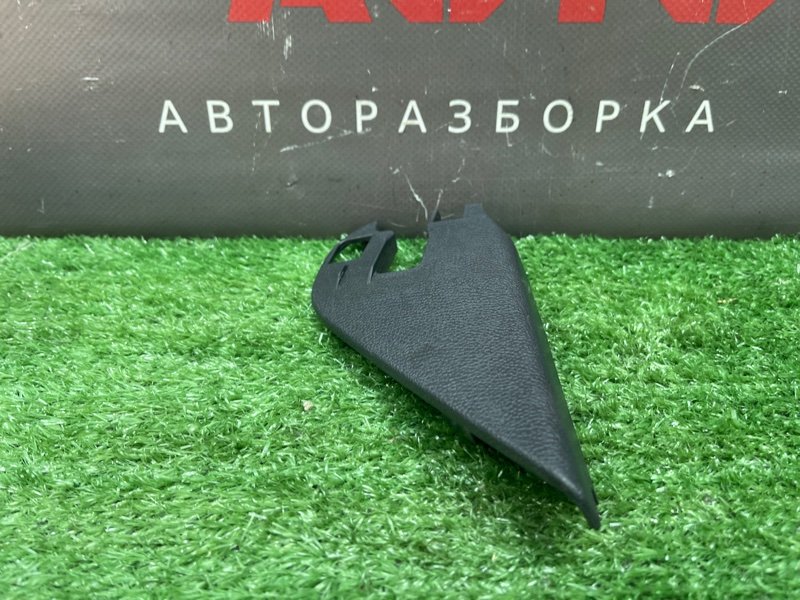 Крышка зеркала внутренняя Skoda Fabia 2 2011