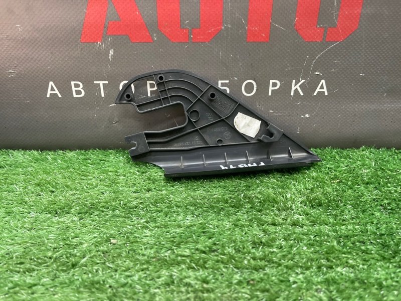 Крышка зеркала внутренняя Skoda Fabia 2 2011