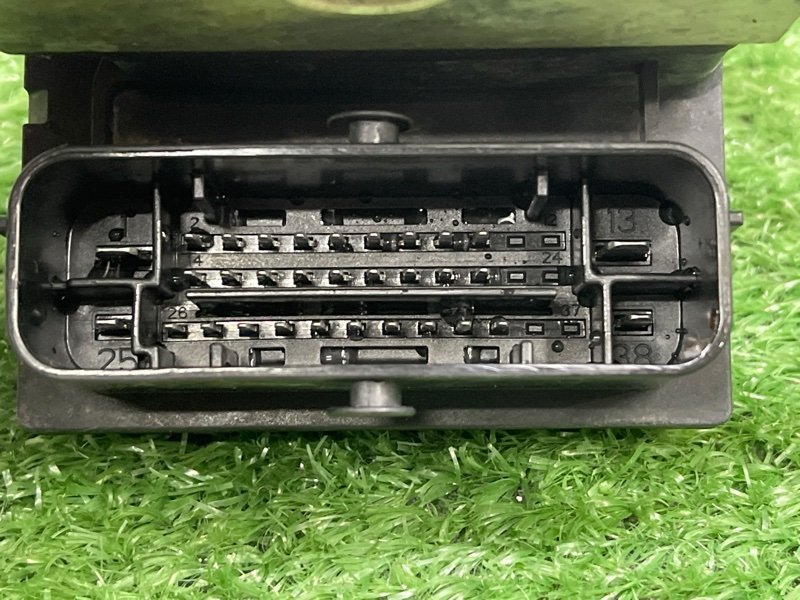 Блок ABS Skoda Fabia 2 2011