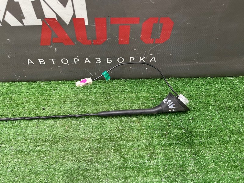 Антенна Skoda Fabia 2 2011
