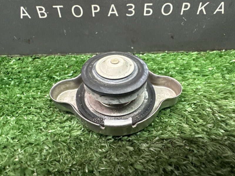 Крышка радиатора Kia Ceed 1 2010 ED