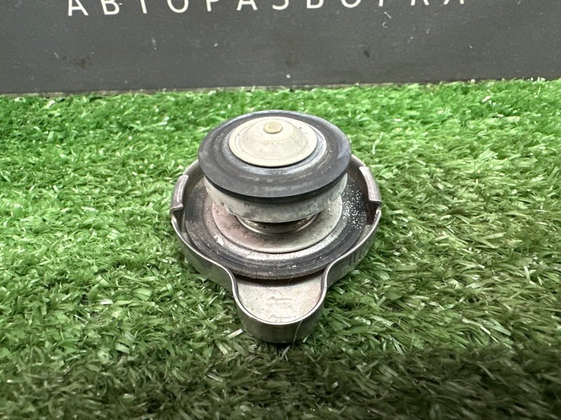 Крышка радиатора Kia Ceed 1 2010 ED