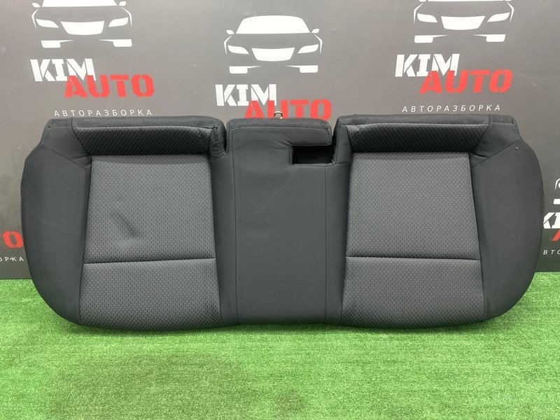 Задний ряд сидений Kia Rio X 2021